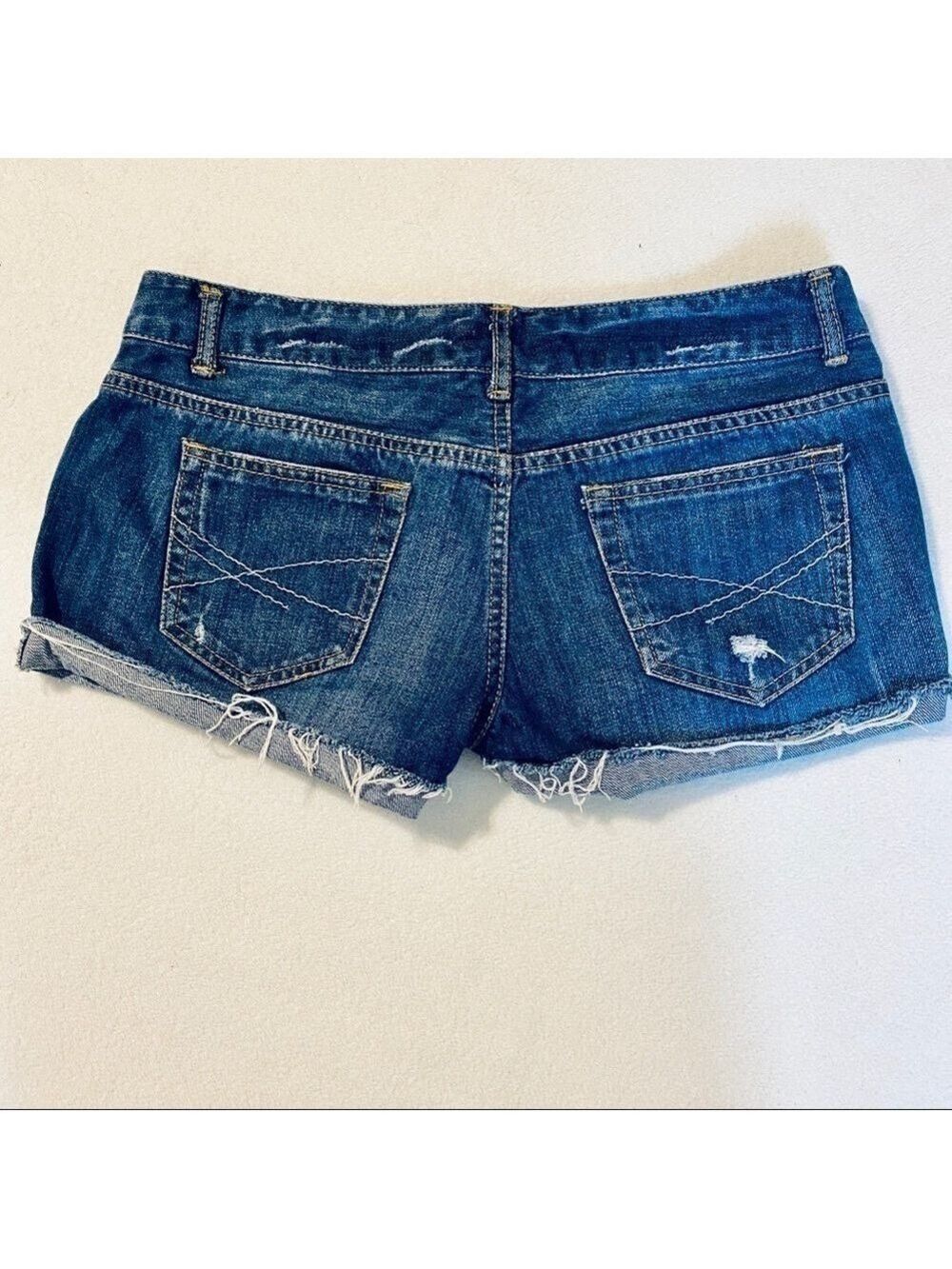 Aeropostale Low Rise Denim Distressed Cut Off Jean Shorts - Picture 12 of 16